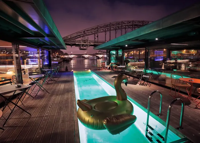 Hotel Off Paris Seine