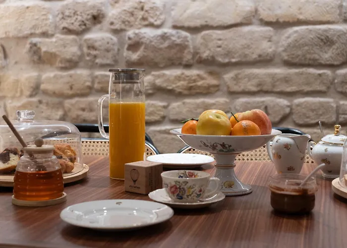 Joli Mome Hotel Parijs